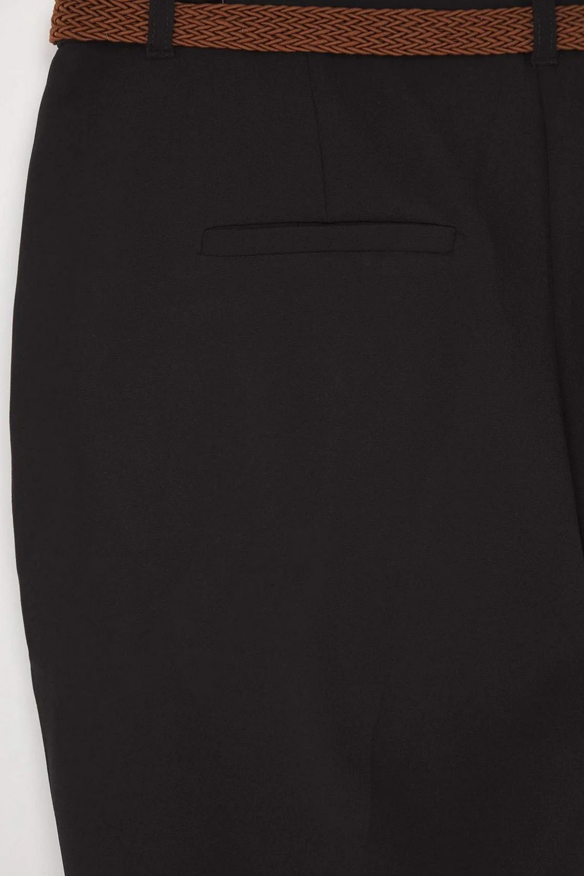 Pantalone TBBAW26AR00015 - crna [djesi-src-b1c690221d87312e6093af36ca56e383fa91a5f8ce981617b7a2feaee4aaa6b6]