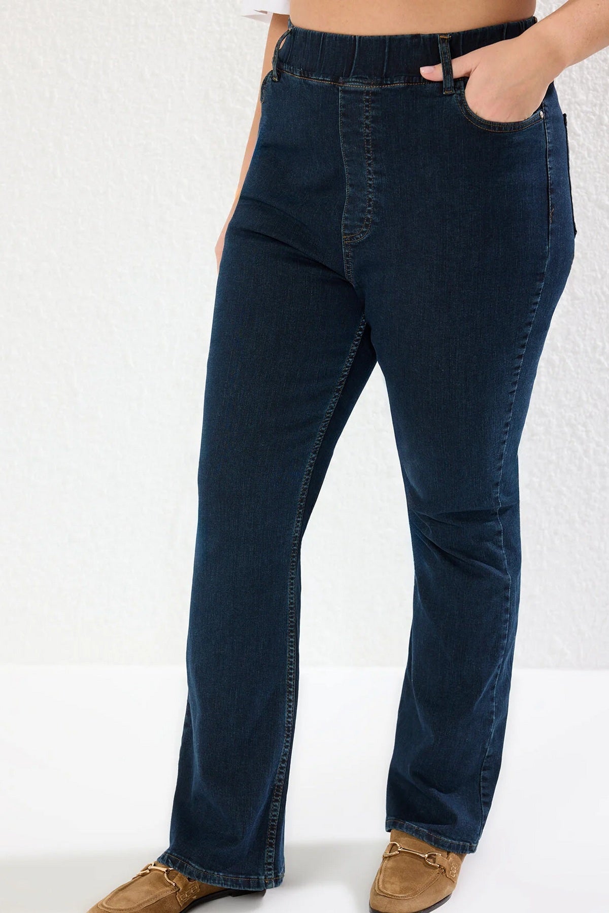 Jeans TBBAW25CJ00031 - plava [djesi-src-ca992a4082f8e849bc82631db0f7df9c7acbf6993aaebdd290769095533c827a]
