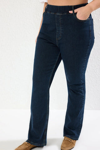 Jeans TBBAW25CJ00031 - plava [djesi-src-ca992a4082f8e849bc82631db0f7df9c7acbf6993aaebdd290769095533c827a]