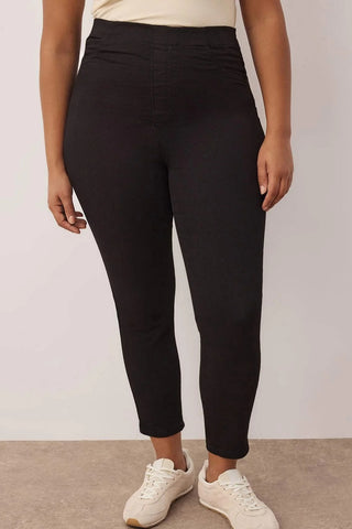 Jeans TBBSS24CJ00034 - crna [djesi-src-8de3ef438c1a461d51b248130b82bd5842253335d9e28ea0fca0e9daaecf6df5]