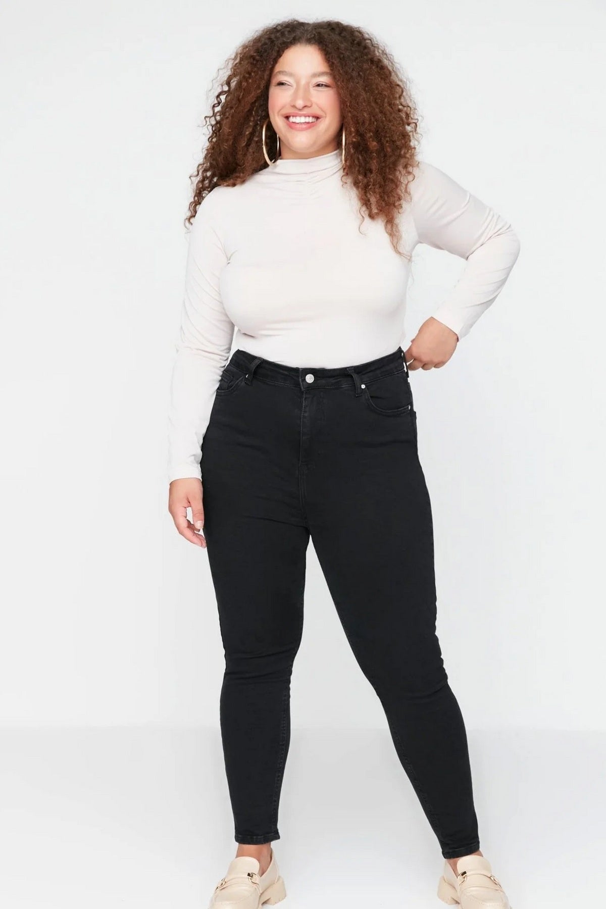 Jeans TBBAW23CJ00032 - crna [djesi-src-607eb339edb953a865d685f0741b2b9114762c4b9beafa36c3f5a7deaae0af4d]