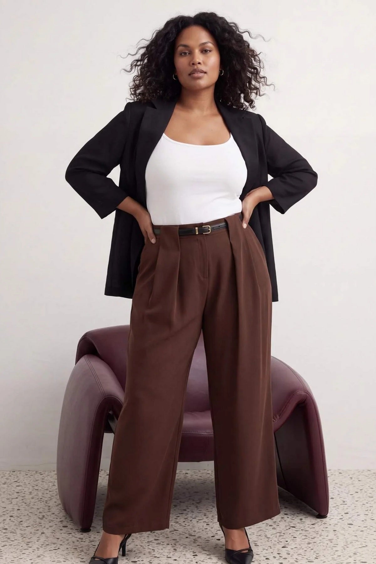Pantalone TBBAW27AR00021 - braon [djesi-src-b732fd31768a532f234b49563597907df61e15c38239e3355437ba56461de6de]