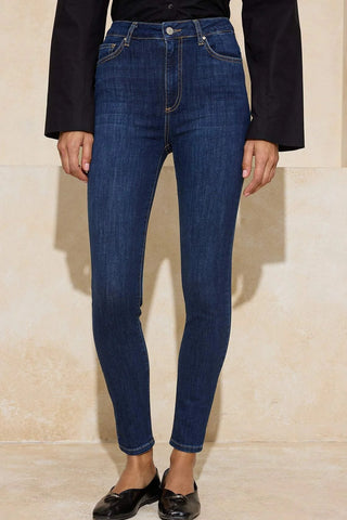 Jeans TWOAW24JE00070 - plava [djesi-src-203df5df3c77d81ba0373ebe81e0002fa1362507b7dd56a0f3db7bb198a142ad]