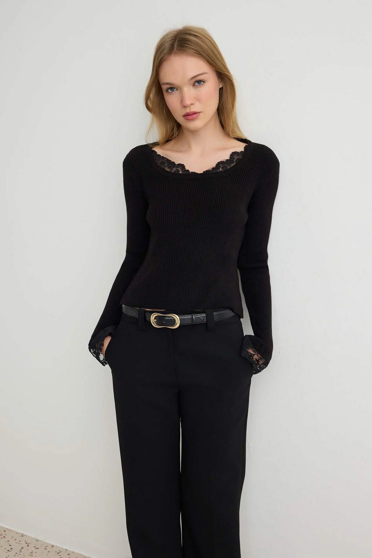 Džemper TWOAW27KZ00342 - crna [djesi-src-567f6f6547ed18a596f1e1fd8cf690f67614cdbd2205f82c8b315d0cb797f834]
