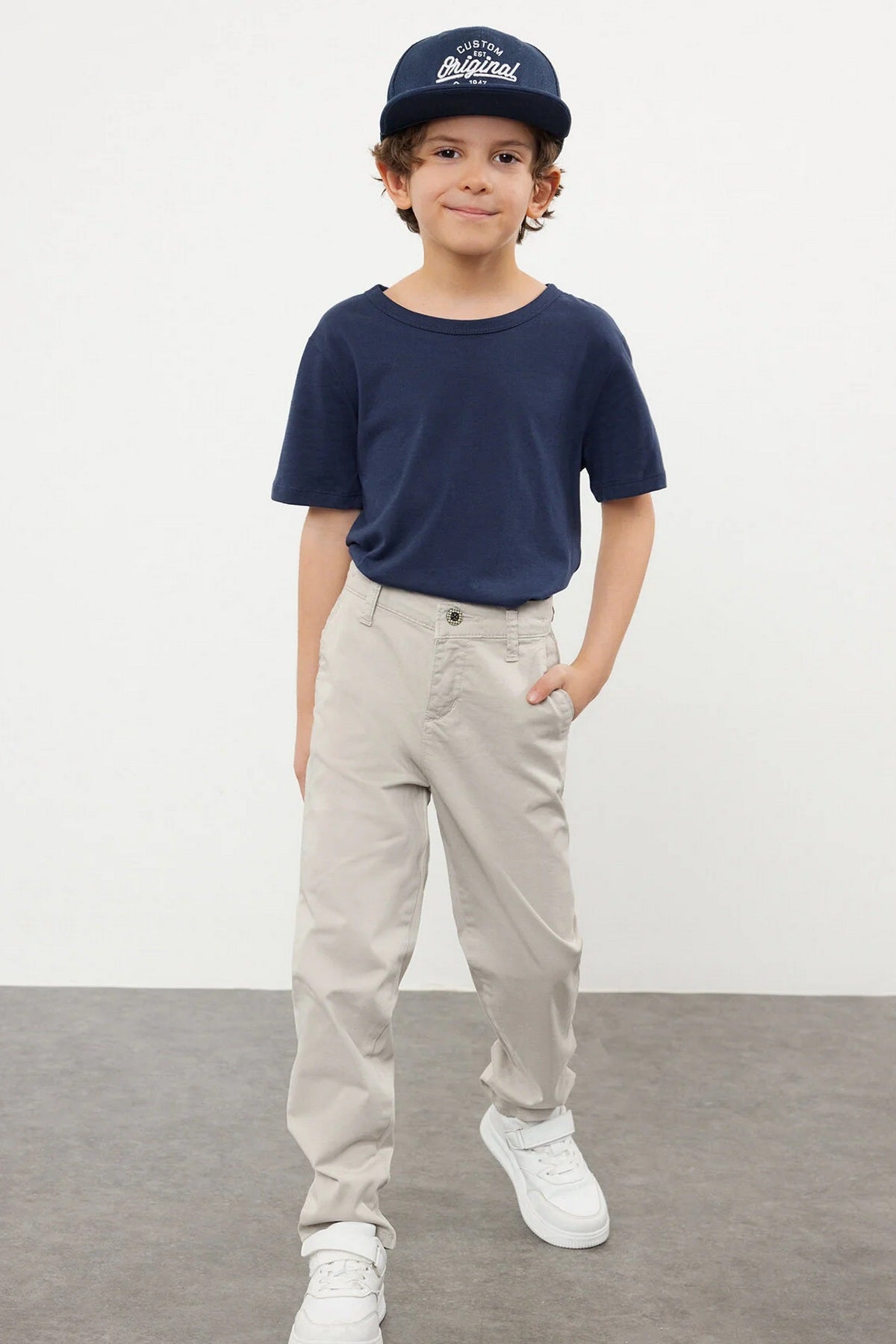 Pantalone TKDSS24PL00006 - kamen [djesi-src-139941569cb04ec03d3160b96f2ddd57a9dd8102bef1dda08538db063eaf8b97]