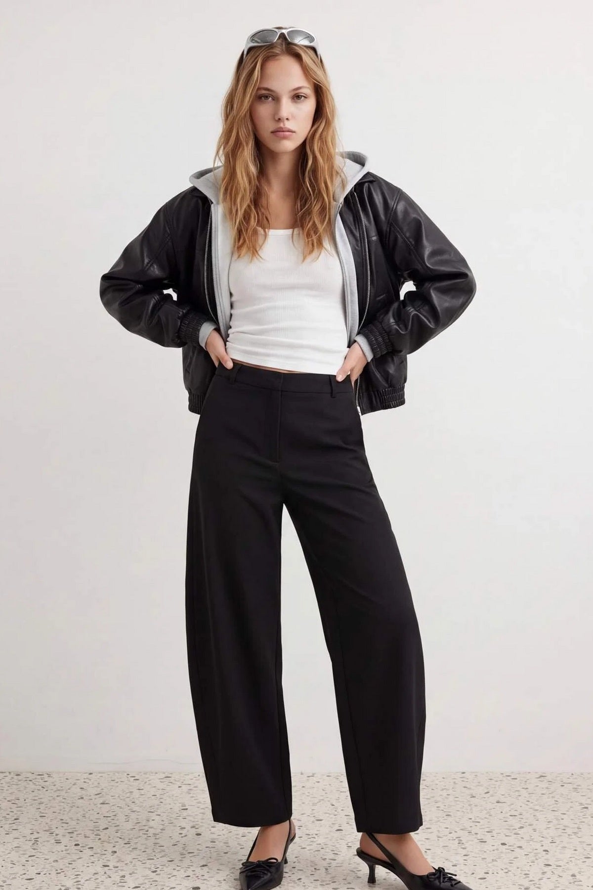 Pantalone TWOAW27PL00071 - crna [djesi-src-db0248b1d0bddbe33b2ed1e7a9edd4dad8ce71e7cd544e9896bbb461c5f7294e]