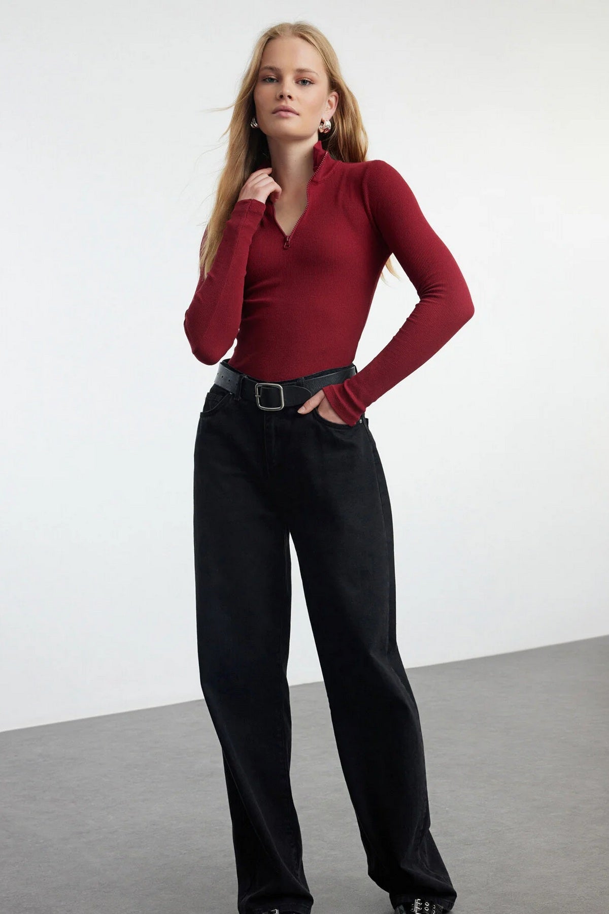 Bluze TWOAW25BZ00163 - bordo [djesi-src-9e26dadcc5f23ebaa56a8fbdb9ea8383053f5156492d0bca54250d3fe7f0d357]