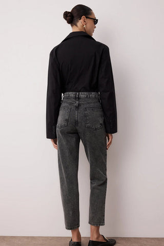 Jeans TWOSS23JE00067 - crna [djesi-src-481fa76c6be9f1b4c3b453f72916d4bd19ed98584c192688b6ea805460ec4ea5]