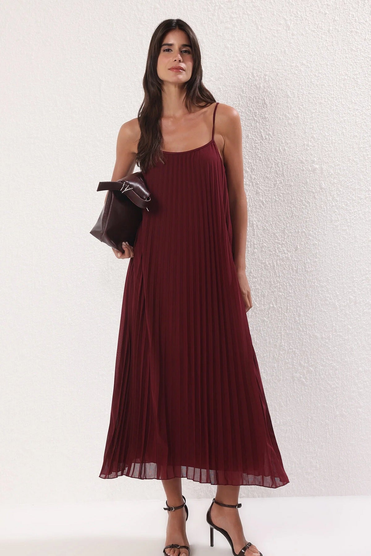 Haljine TWOSS25EL00170 - bordo [djesi-src-dfb0f9f723789b6f6d9d978de4fd79c59d896824b7dc5a069d4358376e994cf4]