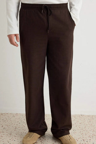 Pantalone TMNAW27PL00008 - braon [djesi-src-609c6868dc000636a77deda5a91e4910b6a95fbb90975ae0116465cc64ad17cc]