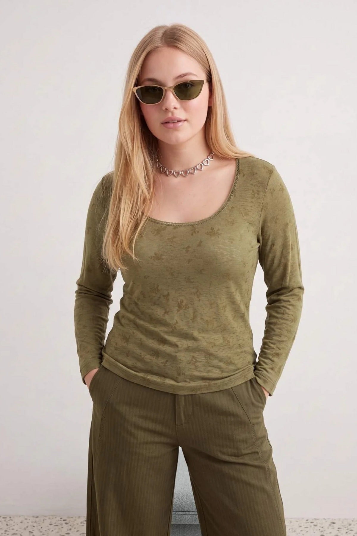 Bluza TBBAW27AF00075 - zeleni [djesi-src-233472db1e5d2cd88b04d377159e486f73fe542940418f0694e7269ef539632c]