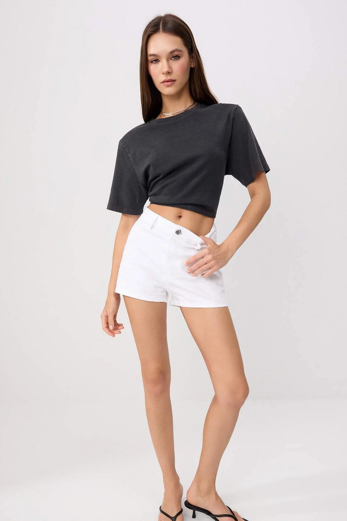 Šorts TWOSS26SR00267 - bijela [djesi-src-2704c5ccb593bf3d1d91c5f2ac3eb8f450aee8a98bf49acf0ea68e7e4aef8e99]