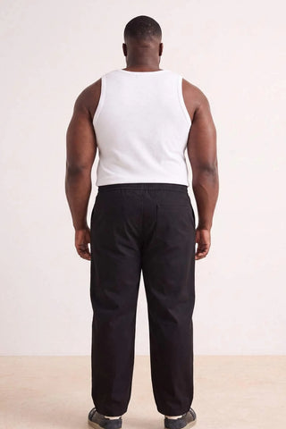 Pantalone TMNSS25AR00003 - crna [djesi-src-df22d95a9d023128d57b761226482a518a31e85c77ec6b59a28b96b2a31b2109]