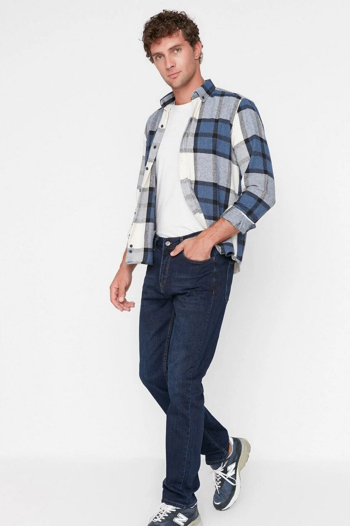 Jeans TMNAW23JE00036 - teget [djesi-src-6c6f9600d4cd44bebde3e834d962749346f10ea74cc37d376bc4f80d1c0669ac]