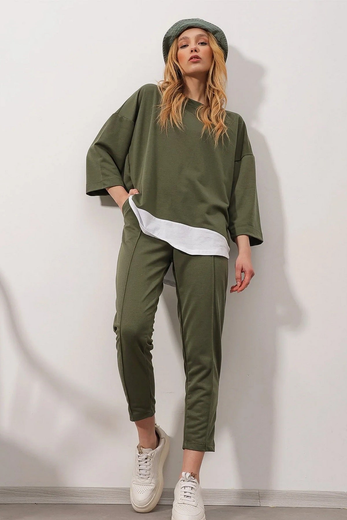 Kompleti ALC-X8175 - khaki [djesi-src-595d8c3f8333a3b5b9cea66867e1abaafdf76befa0389f2b1beba7226b6db71c]