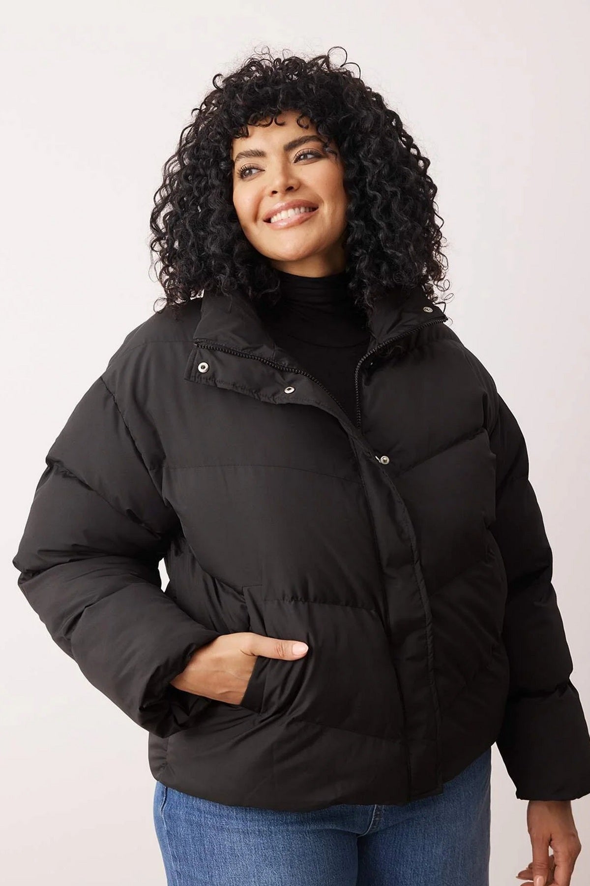 Jakna TWOAW26AW00007 - crna [djesi-src-913c94ddb78e8113fcecfd493278b6d340d827719e20076eda06c44247b07898]