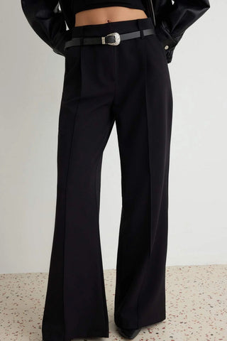 Pantalone TWOAW27PL00056 - crna [djesi-src-fae0281f9768ba2b96e4e50c6629945f31d752002b56a150b9f63c047a3f9e5e]
