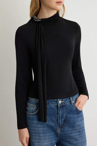 Bluza TWOAW27BZ00380 - crna [djesi-src-f2d037f6b9958c1e72e78116e3554a56221ecc8f7a3c022e4fef1549cbe7e0a0]