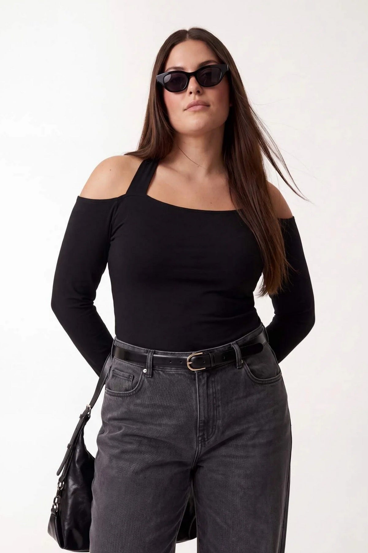 Bluza TBBAW27AF00025 - crna [djesi-src-a64e57f17610f008a2f545447d38eef5c0808d4bdd8e0db640b790997b157357]