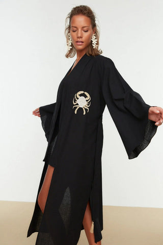 Kimono TBESS22KM0039 - crna [djesi-src-7655d8c1a6451151e11212b0e2e3054a4b9650c4c704c859355620d85e397217]