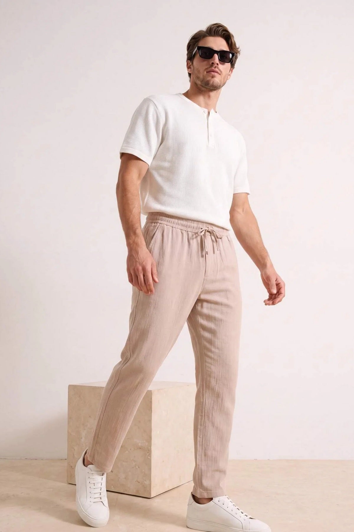 Pantalone TMNSS26PL00040 - bež [djesi-src-0bff805d915aae6b48bb4b0ba5082720a53af9e97afff0760aa0728b1b4f16ff]