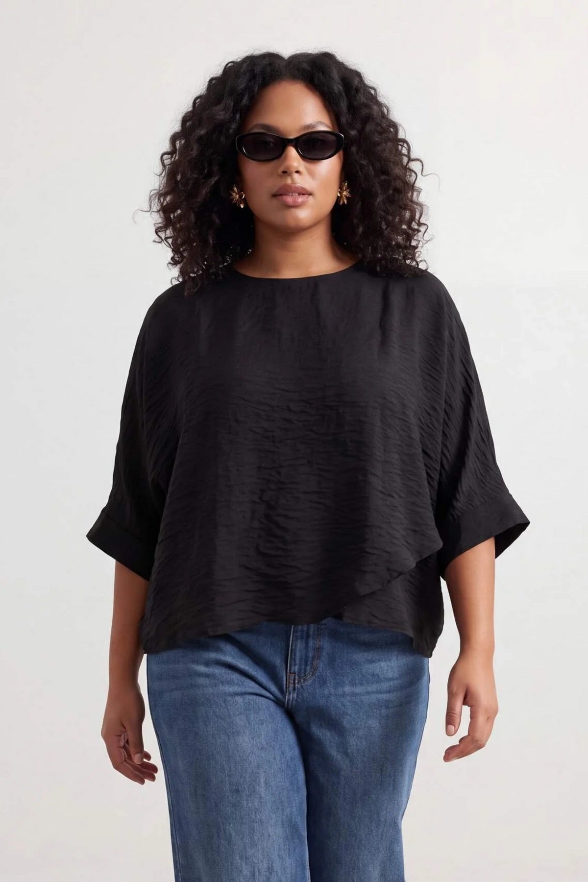 Bluza TBBSS26AF00334 - crna [djesi-src-41b2fbc4c5d13d69ef60eb23f57f3eebc505a17b0bbf831a15f490bbf53ed336]