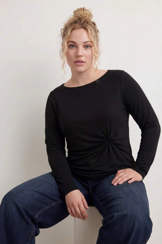 Bluza TBBAW27AF00099 - crna [djesi-src-837a03c4fef813101e8323a2865cd243f465acf0f29ba85d39ea32c655920bf0]