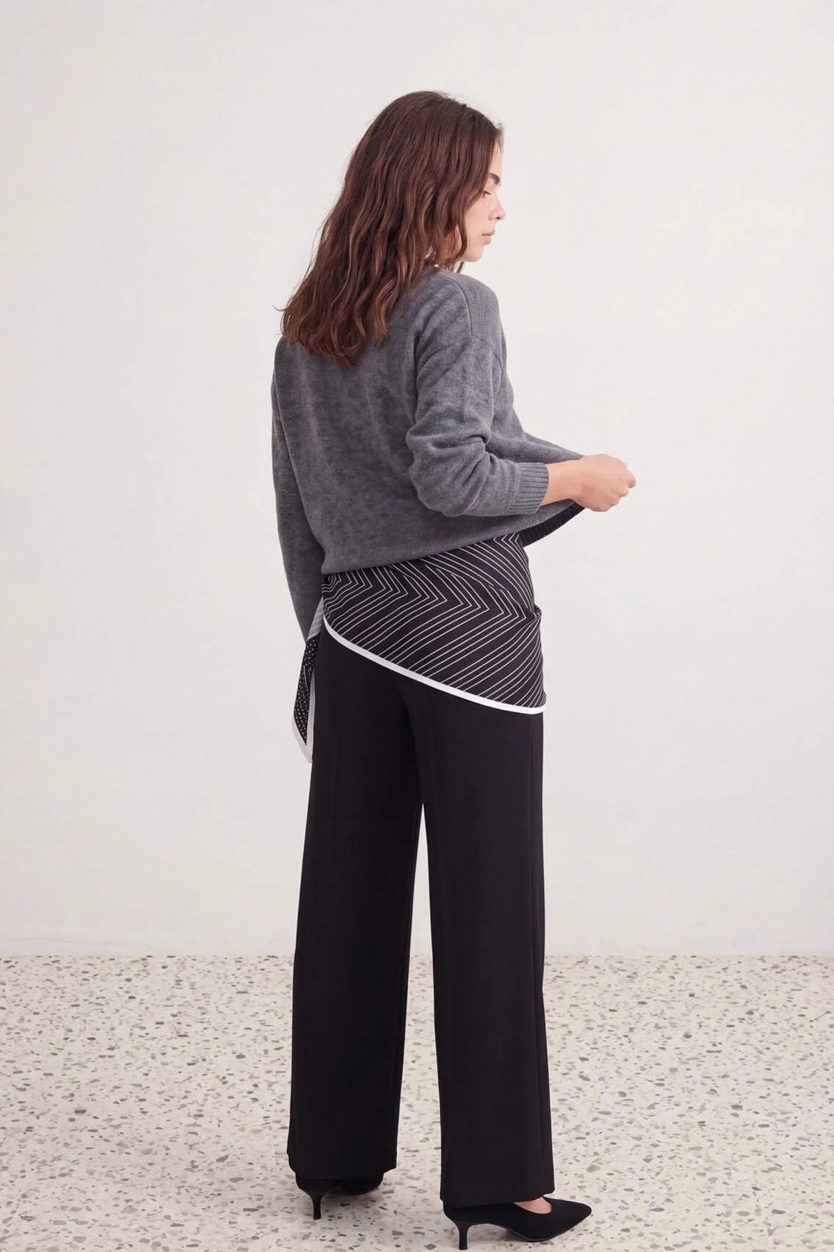 Pantalone TWOAW27PL00097 - crna [djesi-src-9766f4198bd8ae5cafe9b4c8596937baeef9a356cca318aed5d4729e89e9d6c7]