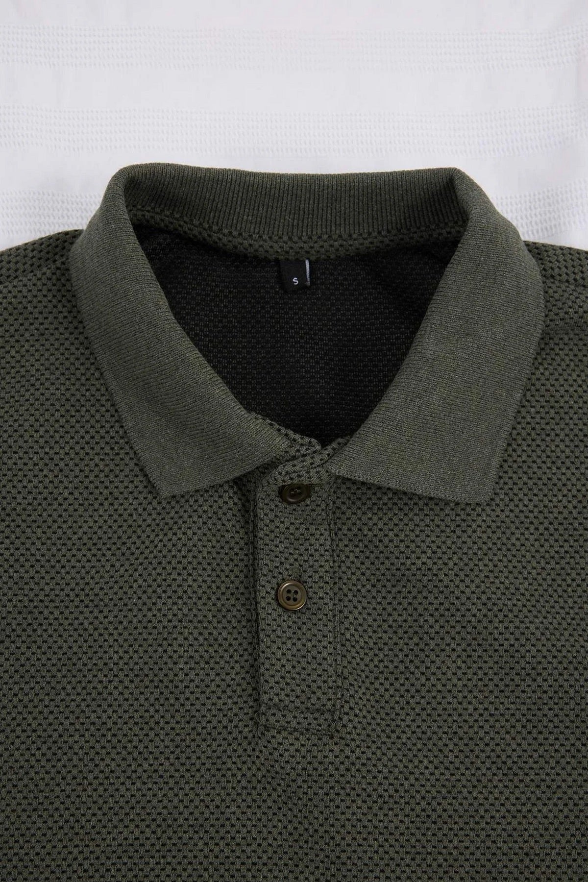 Trenerka TMNSS26EM00004 - khaki [djesi-src-2045798d6223fd78bdea19463a22448d1fa56873cccec419b27af0f9157c1988]