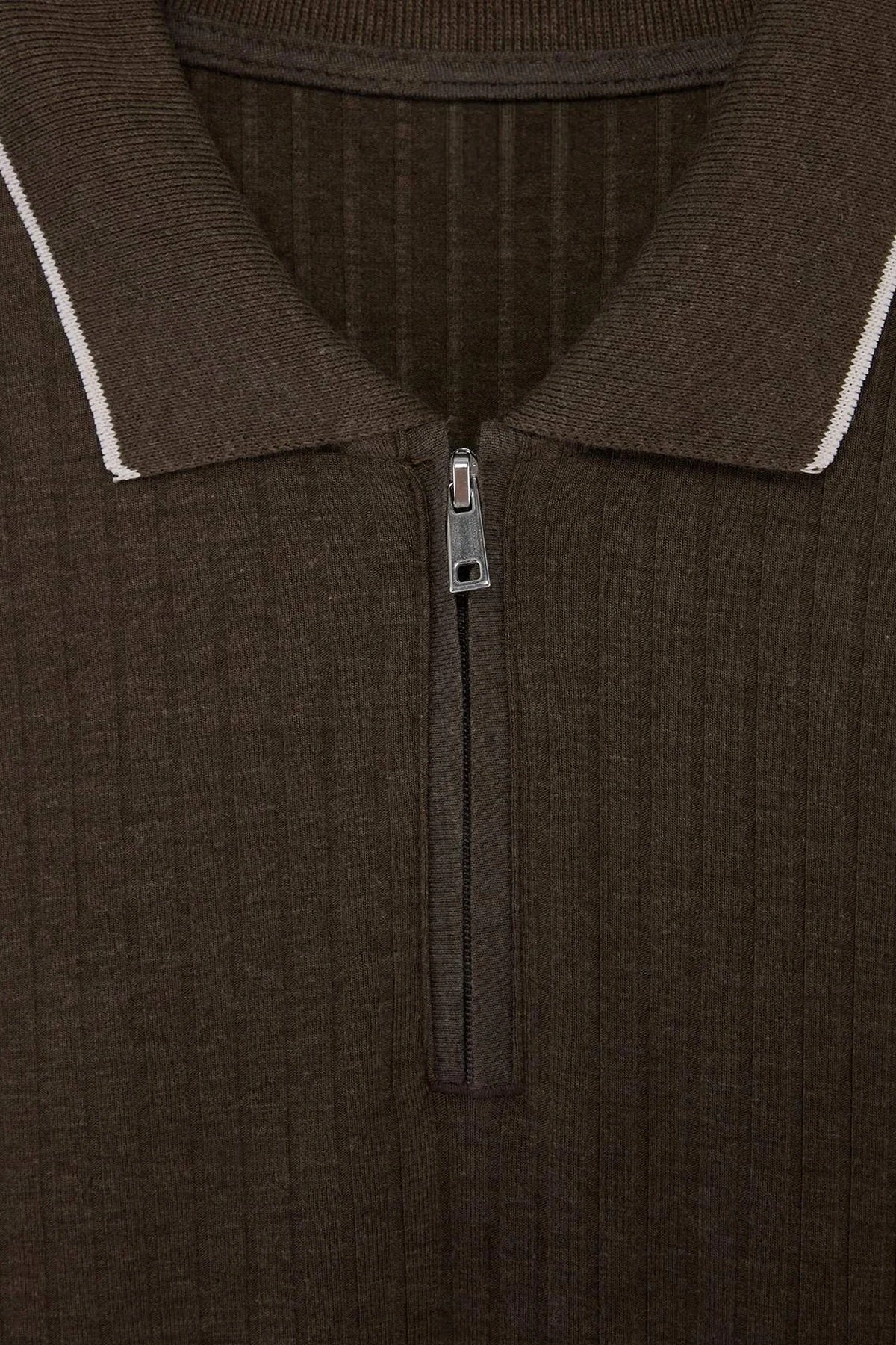 Polo majica TMNSS26PO00051 - braon [djesi-src-7eedf06c767e9dbbecd537af767bdc1af9e2030031dd37c251db3d4bc9800950]