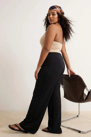 Pantalone TBBSS26AR00021 - crna [djesi-src-098c9de3719e7b3ee7efe56b81cdeecb3711a739a373d67a4f0d138a7d75705b]
