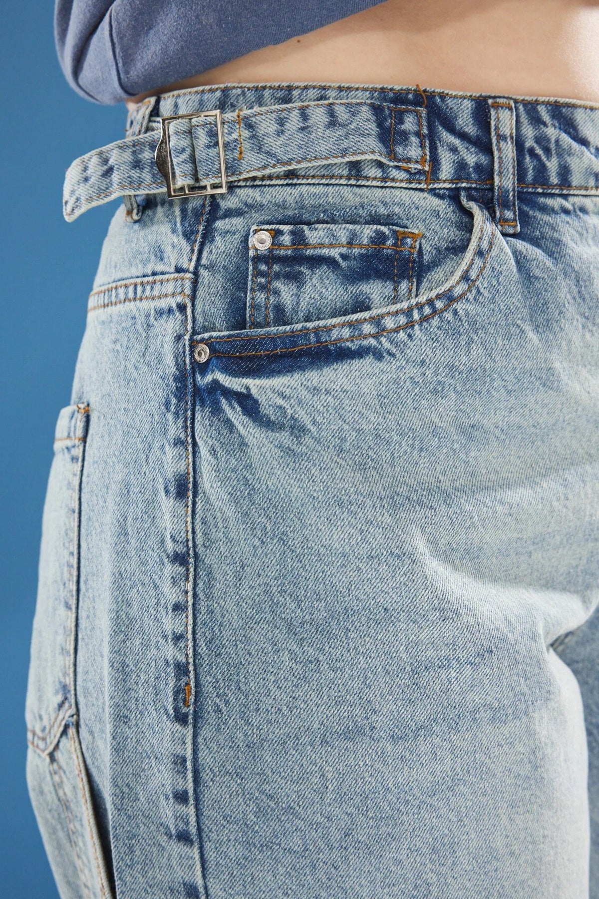 Jeans TBBAW25CJ00034 - plava [djesi-src-e94a7efaae09dfe0b42fa1cc116b08133ad496be8ad31570a1e8cc4888776cef]