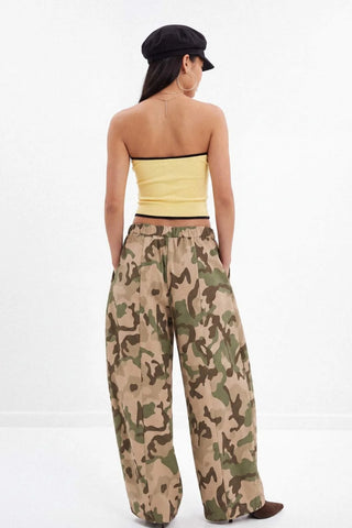 Donji dio trenerke TWOAW27EA00033 - khaki [djesi-src-26d4e750731e143ffed4c5f7dd8d3890a3710f7256c5f3b4ada108fac42ce446]