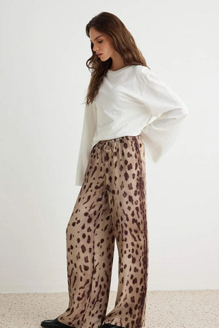 Pantalone TWOAW27PL00164 - bež [djesi-src-41180f8f6e53eb6ee2c352b814cc5f8c43486a0c60d1e5eb4cef65cc02cc74d5]