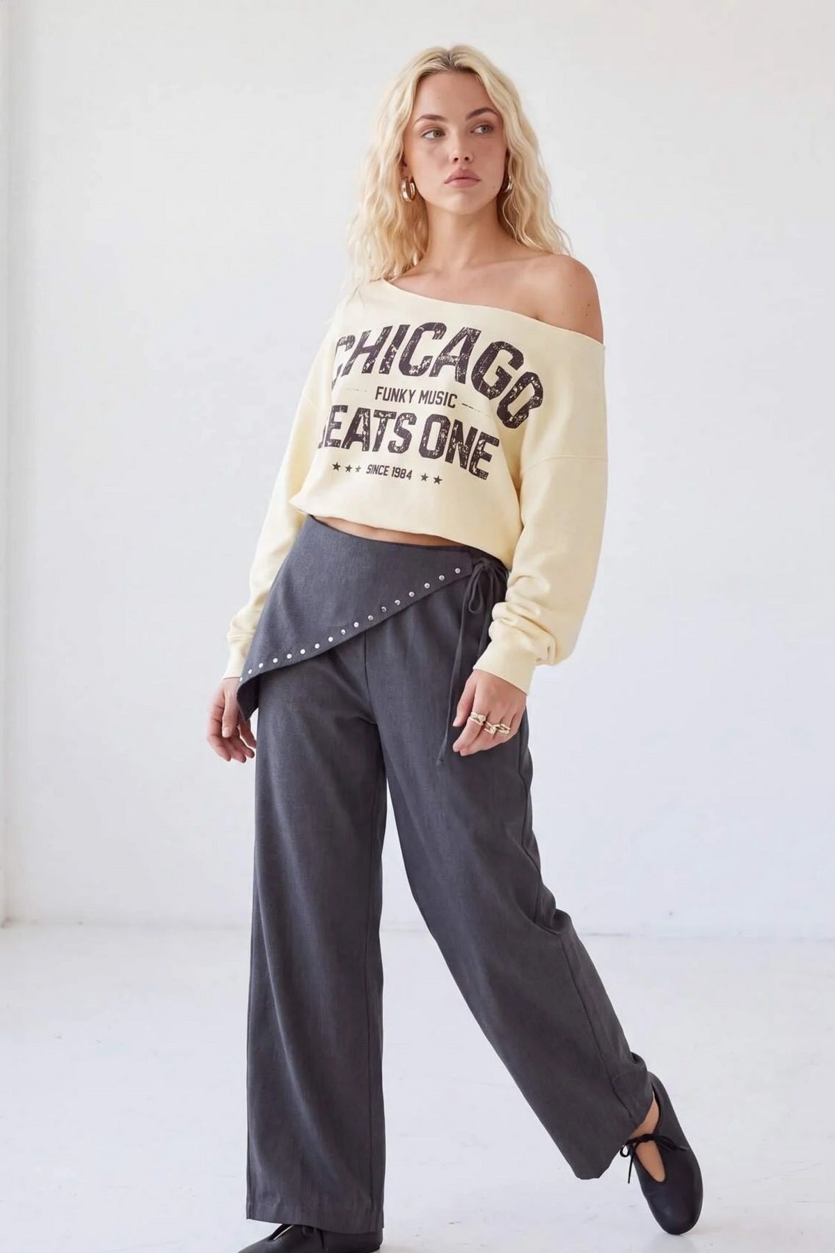 Pantalone TWOAW27PL00154 - siva [djesi-src-e324cf15024b919dbc013f0ece8d1c0e25014663cad42368e1822a929f5699c6]