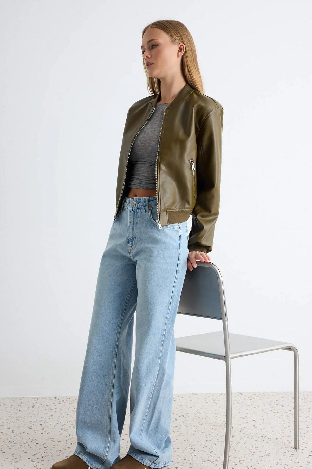 Farmerke TWOSS25JE00132 - plava [djesi-src-4c1c6b3591ad75e39ab8e8a288a7b089ff097bfa606b2a14830459a6cb25a6ab]