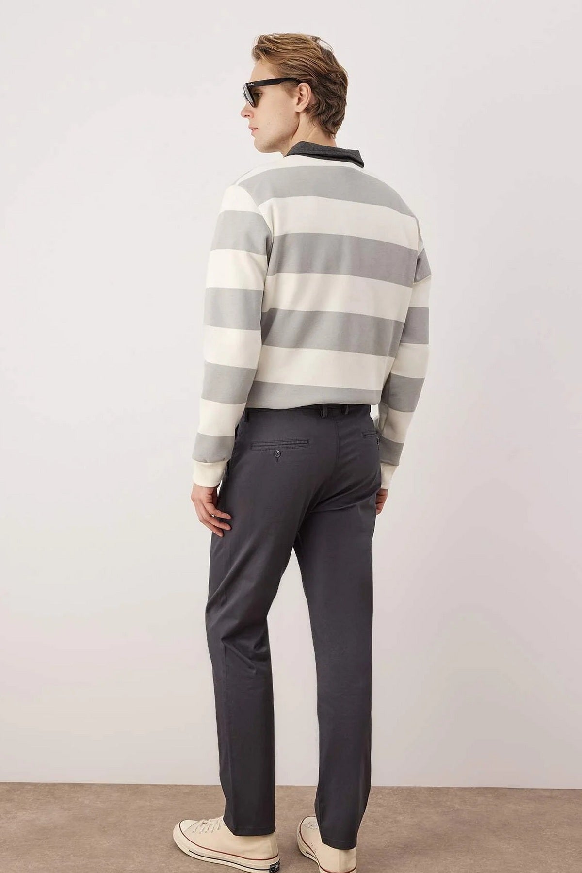 Pantalone TMNAW26PL00031 - siva 2 [djesi-src-8351497ad86e4c8a518e791153f89f874cb77b10a0f2cf3b4831b85e236c99a3]