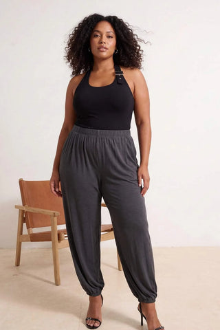 Pantalone TBBSS26AR00035 - crna [djesi-src-db58b8ea6e661967fcd755ef2d1d3f484731813c2006459871c2f5274499ea16]