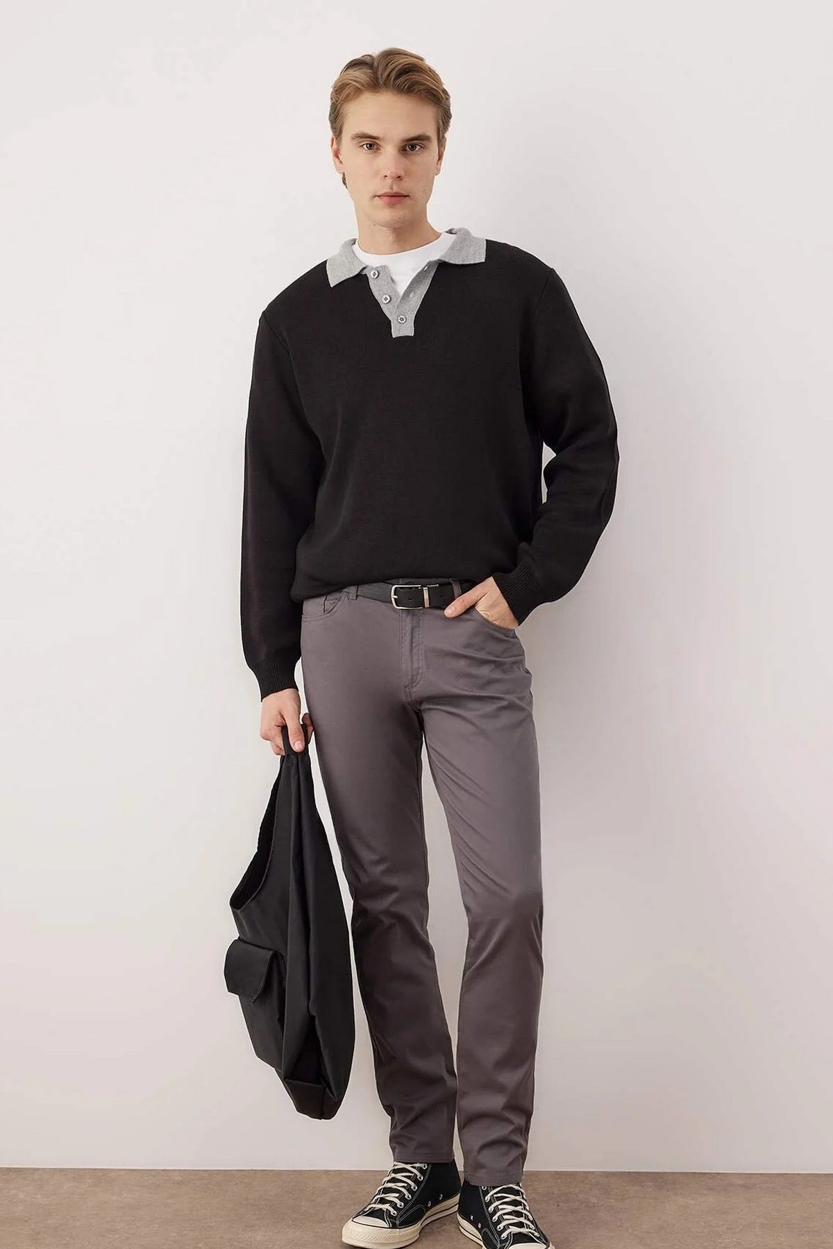 Pantalone TMNAW26PL00027 - siva [djesi-src-aa6db00af3cb92c55c55de7b290cec33ae2b499c8ec53cec4c6f549cebceb013]