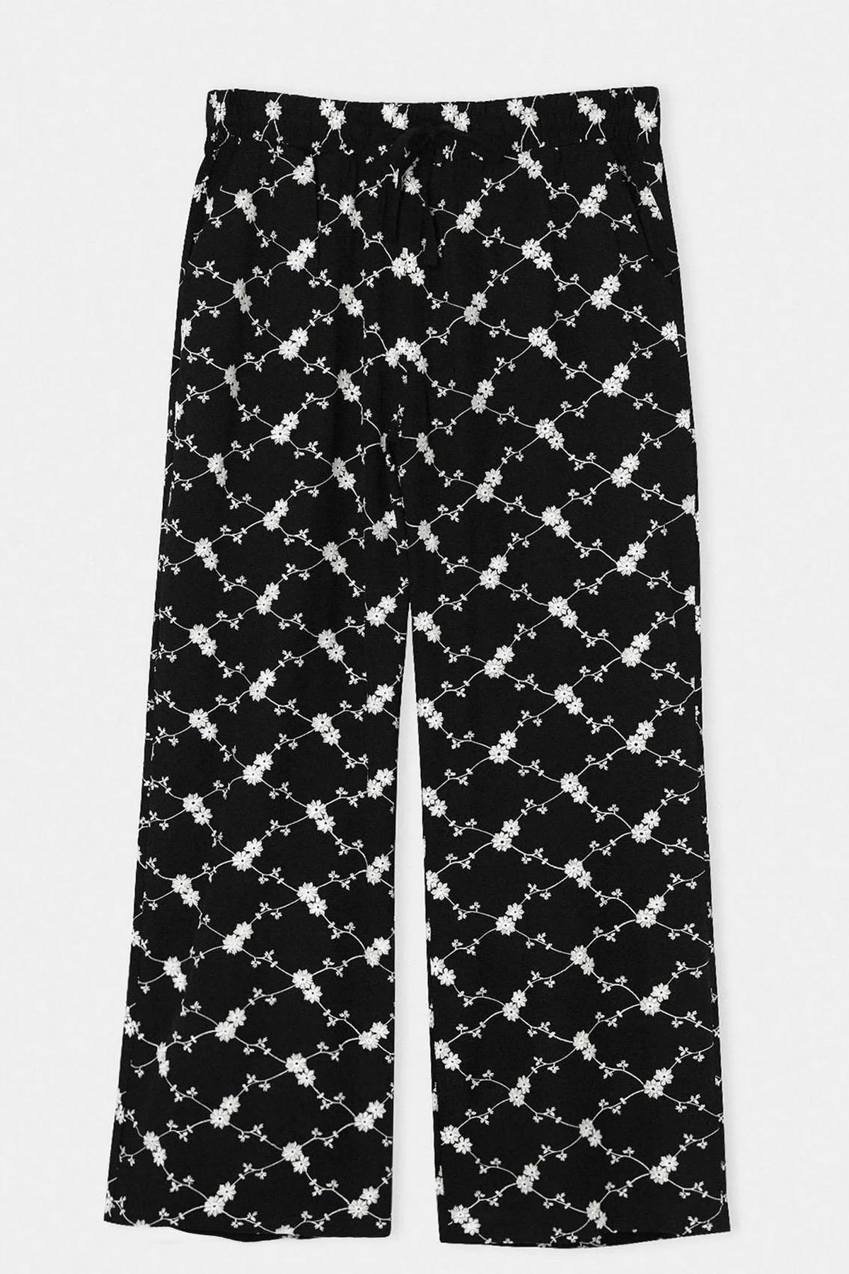 Pantalone TBBSS26AR00011 - crna [djesi-src-9e282ce99619d3a2e9b97babc5d75260cd2c2cbbf6afd3bbcc1f3154270d1473]