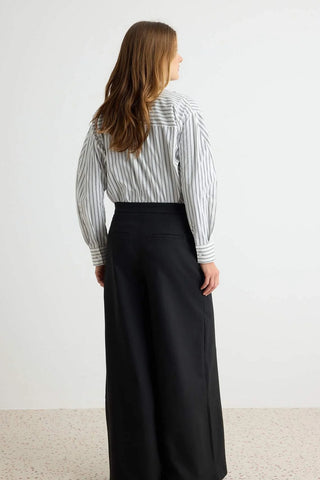 Pantalone TWOAW27PL00089 - crna [djesi-src-0dfe0a08b7fd12b244e811c9852aac27f87e6e703027c33a48260c7716a37f8a]