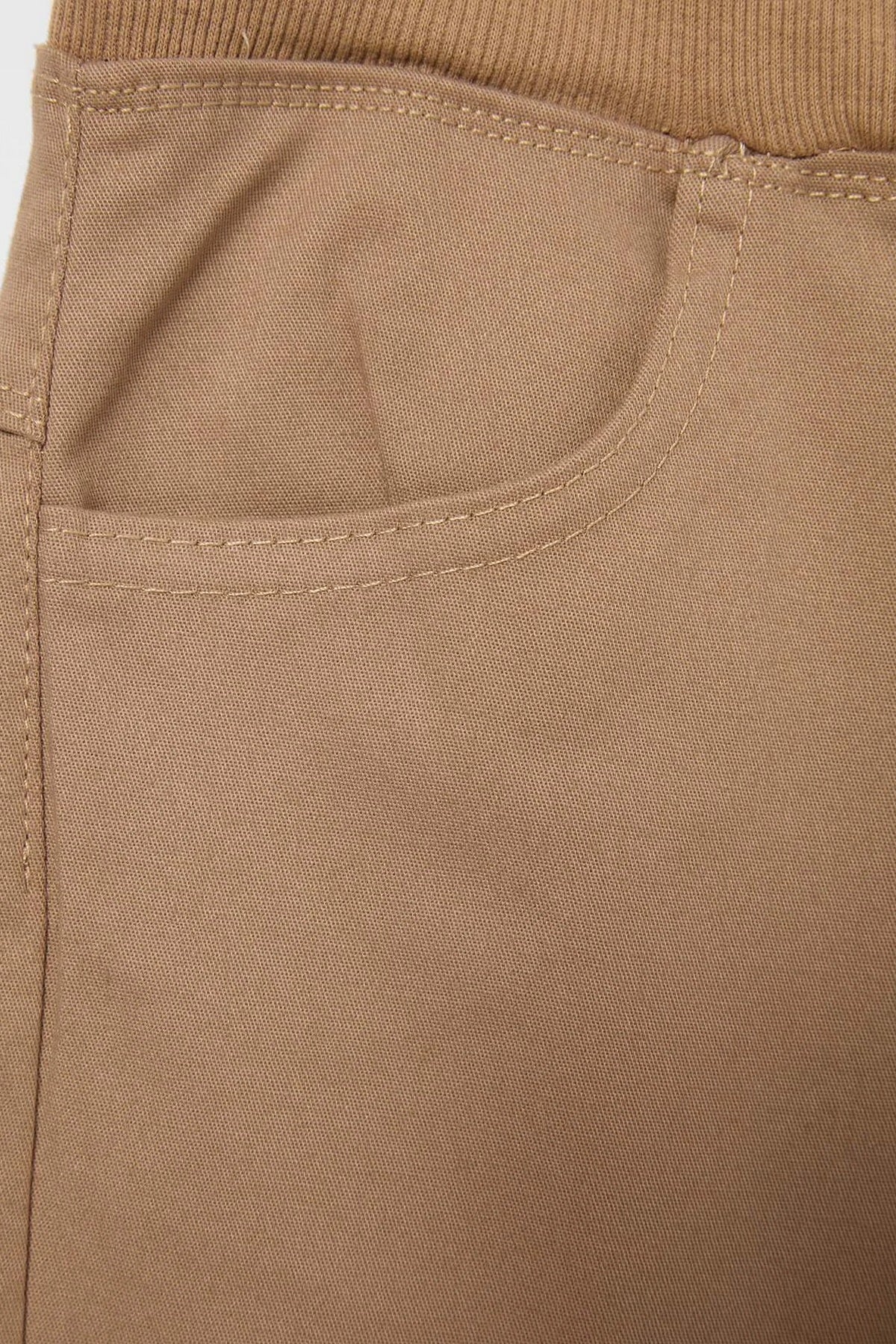 Pantalone TKDAW27PL00009 - bež [djesi-src-aa5244e346523b49f6d3b19363d5bc8c04ce5868104d134b870cdcc59d6ec50d]