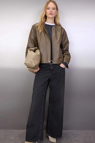 Kaputi TWOAW26MO00071 - khaki [djesi-src-735033de1930613ad5ae261b321dd130cb1979e7c6a3f2bdebd17bca489d87cb]