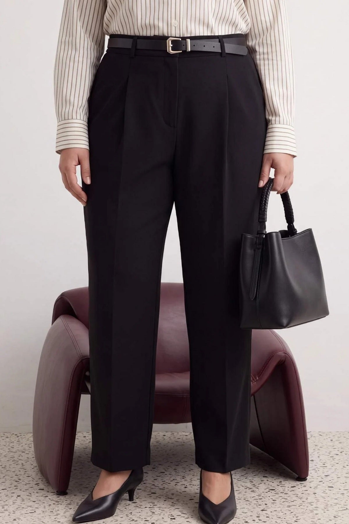Pantalone TBBAW27AR00036 - crna [djesi-src-8c447a569933fa61a03a5b8b0fee75eb6e2010f03b18ec2482c8dce296f54bea]
