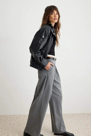 Pantalone TWOAW27PL00060 - siva [djesi-src-18d6b035bfff213a442d93d55c80bfb5a685cf1b0c57a9ecfb603c1293beac5c]