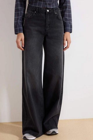 Jeans TWOAW25JE00083 - crna [djesi-src-e6904196b996da9f4c2066f57f0062e44ca80e852a28d6f12c1a657e693e52d8]