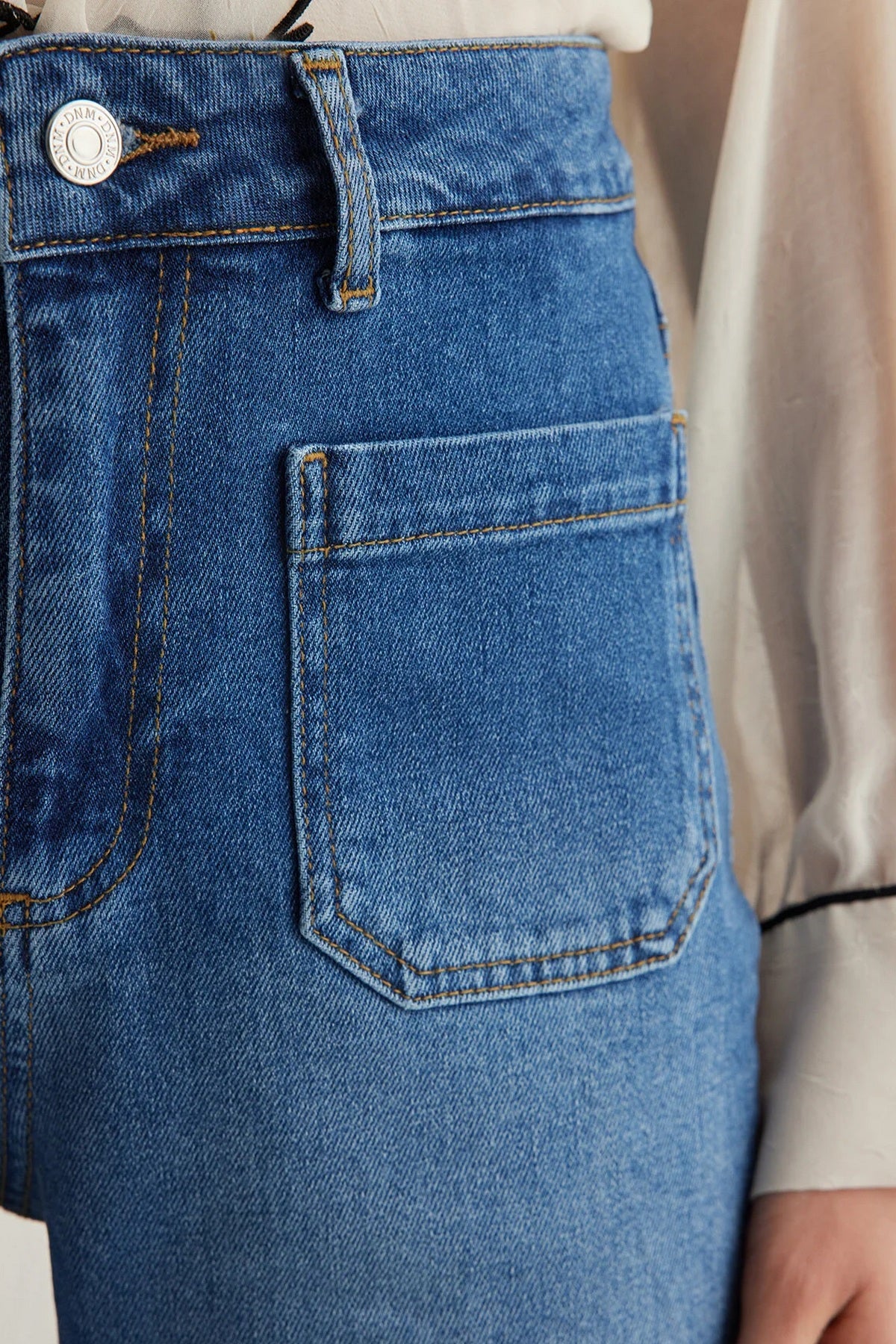 Jeans TWOSS25JE00031 - plava [djesi-src-2627bae5935c7bfbb44576cf8ad5274ded4cf3d0d64a30d3a71f0587bec2710d]