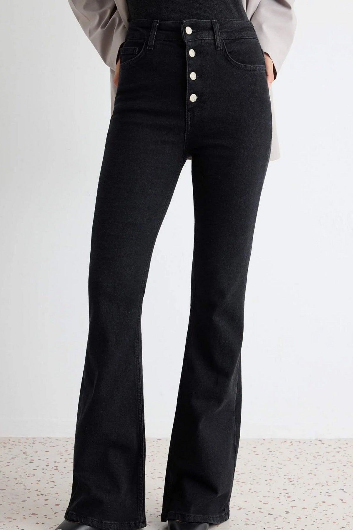 Jeans TWOSS20JE0111 - crna [djesi-src-033dde9201ee1693d303acb85ba95cb9d6debaba38e7736d18e7ffb34667645a]