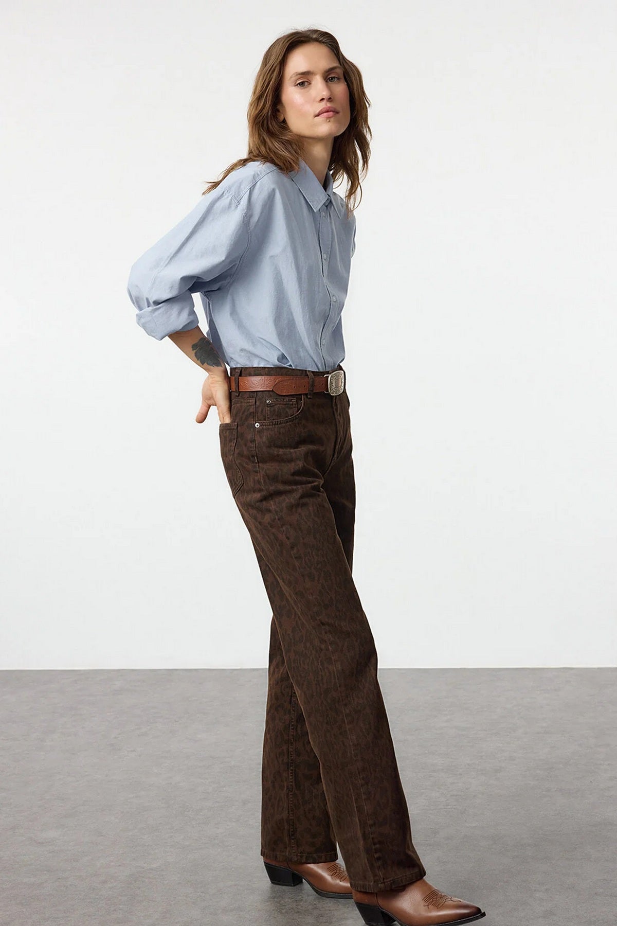 Jeans TWOAW25JE00260 - Šareno [djesi-src-b8f5e41ba4706660bf64838318e93242f9b501685c97b64ee8e87d2fdc349e76]