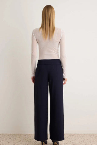 Pantalone TWOAW27PL00156 - teget [djesi-src-69f46e309ae192ca70a87e78702d4c1fd9efdea6ed50dd5e0008a1156d208960]